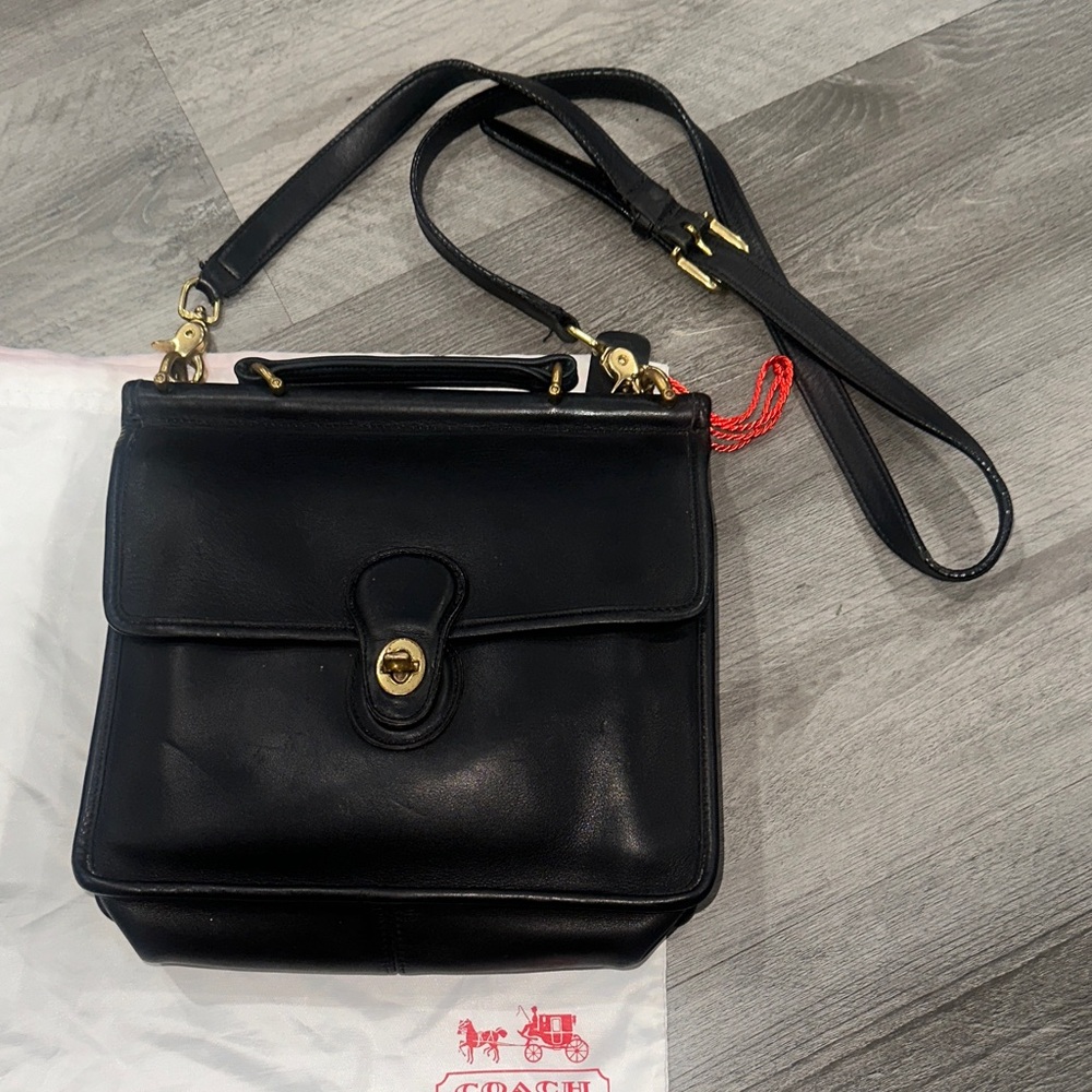 Vintage Coach Willis Black
Leather Cross-body/Satchel/Top Handle
Bag 9927 - Picture 3 of 16